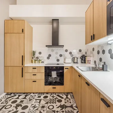 Walk To Opera House - 3br Live In Designer Apartment