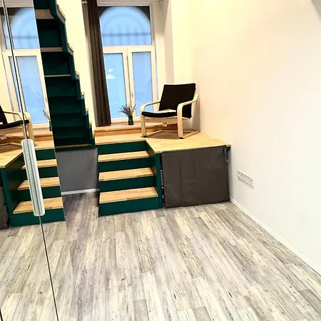 Nyugati 4 With 3 Bedrooms In The Center * Budapest