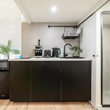 Apartment Ubi