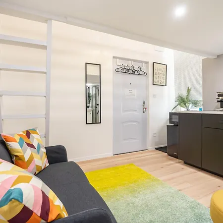 Apartment Ubi *