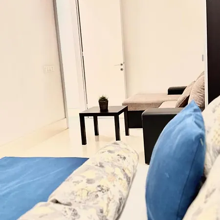 City Centrum Fashionstreet Apartman Apartment