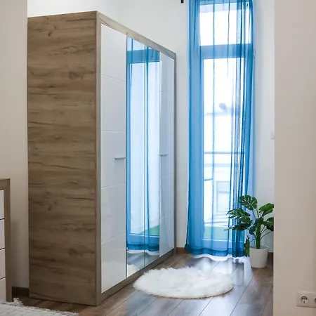 Thaly Apartment