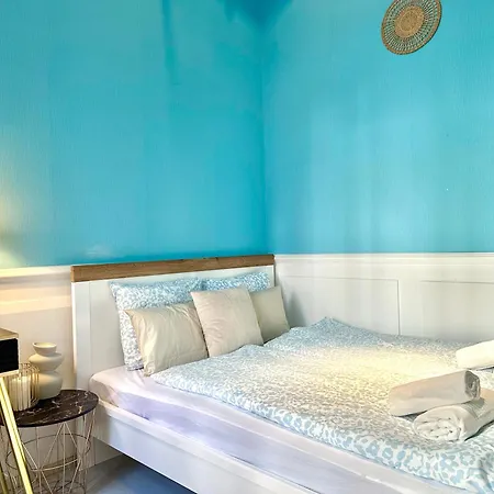 Deluxe 2-bedroom With Sauna And Ac Apartment Budapest