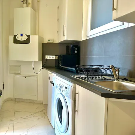 Deluxe 2-bedroom With Sauna And Ac