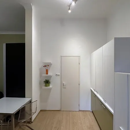 Brhomes Amethyst Retreat Apartment Budapest