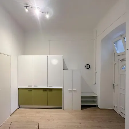 Brhomes Amethyst Retreat Apartment Budapest