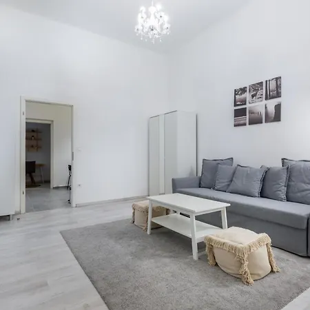 Apartment A36 Akacfa
