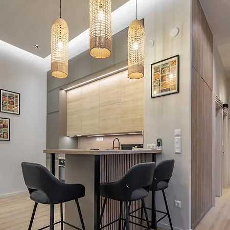 Elegance Apartment