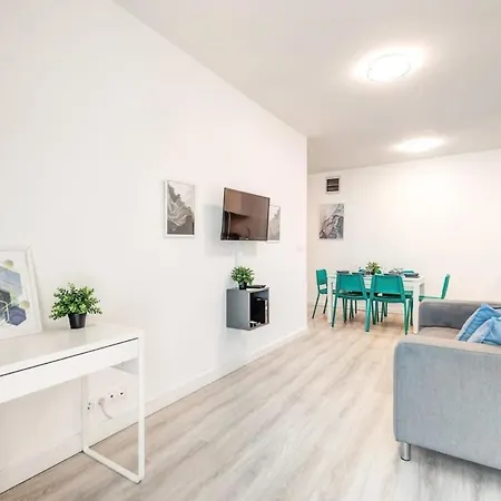 Apartment Very - Large And Quiet *