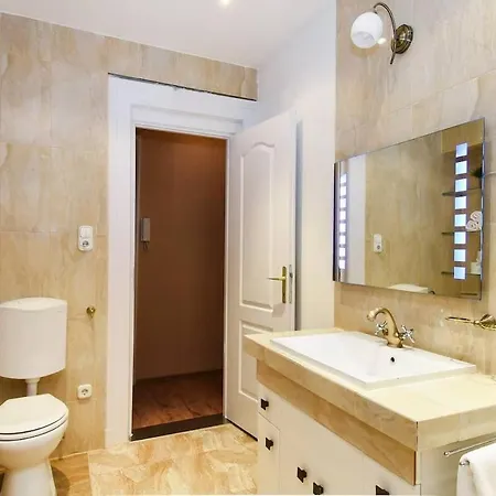 Very Very Spacious New Apartment *