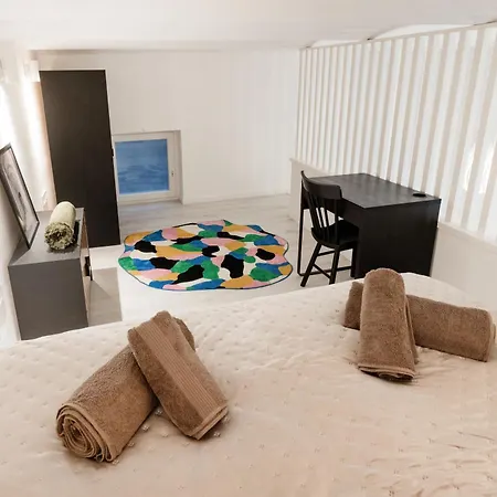 Appartamento Little Treasure In Center, Quiet With Ac