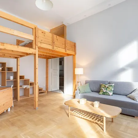 V26 Freedom Apartment