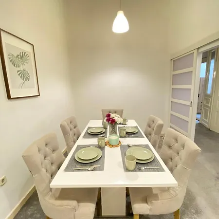 Sziv - Modern And Comfortable Homestay
