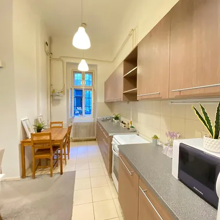 Sziv - Modern And Comfortable Homestay