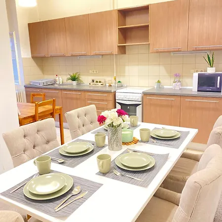 Sziv - Modern And Comfortable * Budapest