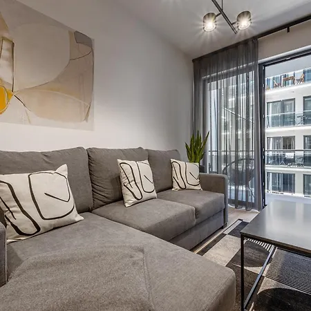 Apartment With Balcony @ Downtown Budapest