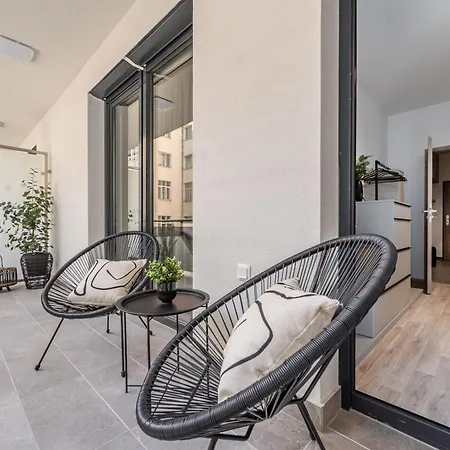 Apartment With Balcony @ Downtown