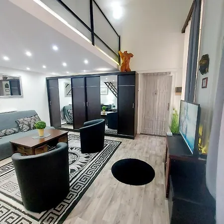 Apartment Center Terrace