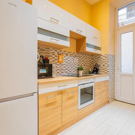 Buda Castle Charming 2 Bedrooms * Budapest