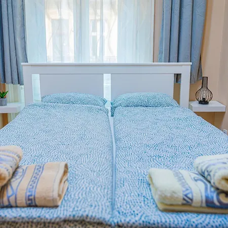 Buda Castle Charming 2 Bedrooms Apartment