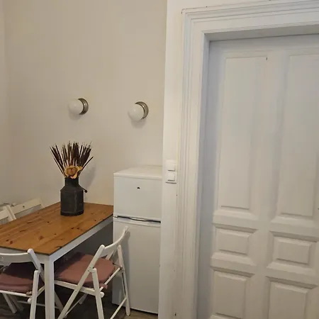 Vibe Hostel