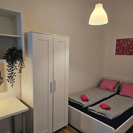 Vibe Hostel *