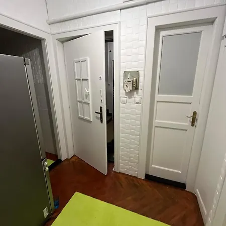 Apartment Budapest11 *