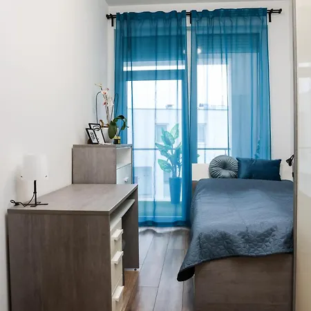 Thaly Apartment *