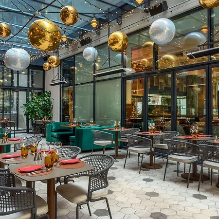 Pullman Hotel 5*