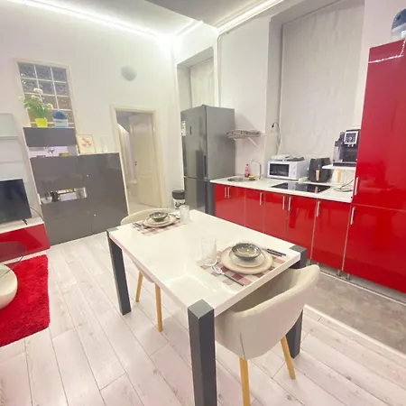 Yes, Yes! Lovely Good Amenities Center * Budapest