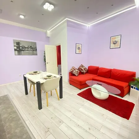 Yes, Yes! Lovely Good Amenities Center
