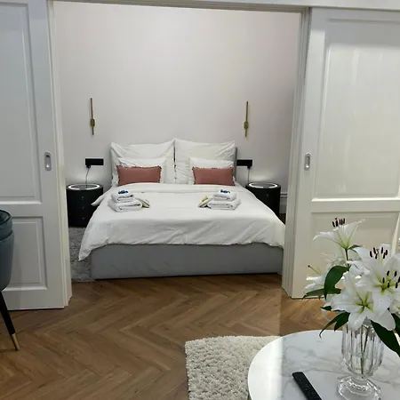 Apartment Premium Luxury Opera Near Opera And Basilica Budapest