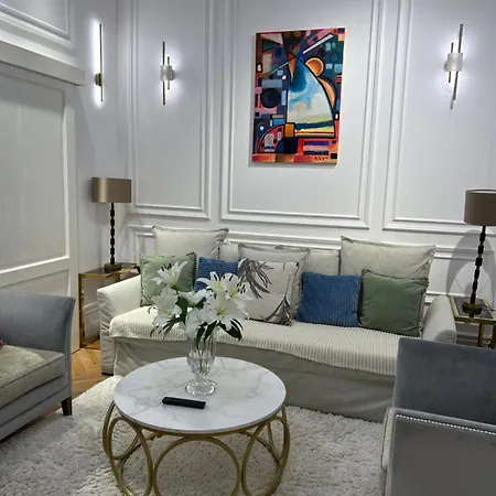 Premium Luxury Opera Near Opera And Basilica Apartment *