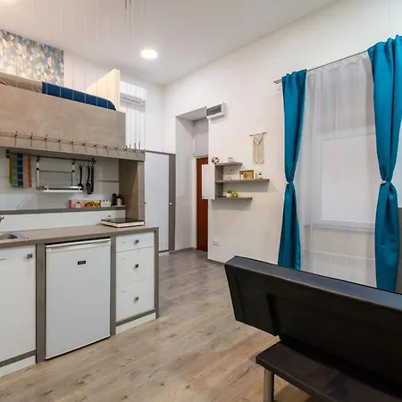 Apartment Cozy Vibes A36 By B&z *