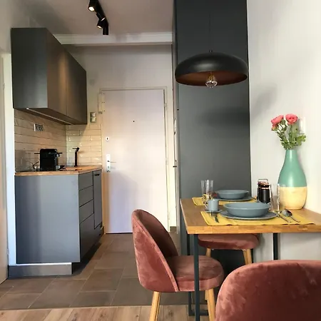 Apartment Charming Near The Castle