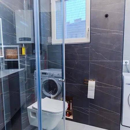 2 Bedrooms And Living Your Modern In Apartment *