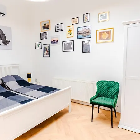 Apartment 2 Bedrooms And Living Your Modern In *
