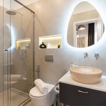 Oasis Luxe Boutique By Bqa *