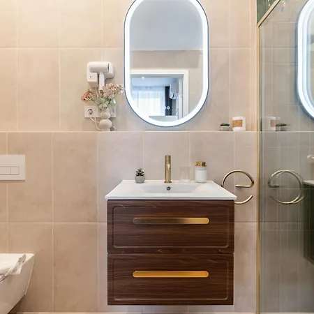 Kiraly 31 - Boutique Apartments, Location By Bqa Apartment *