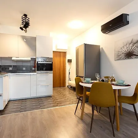 Angelland 24 & Garage & Terrace
