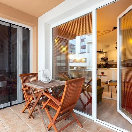 Angelland 24 & Garage & Terrace Apartment