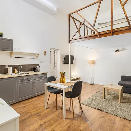 Venus - Keleti I Apartment *