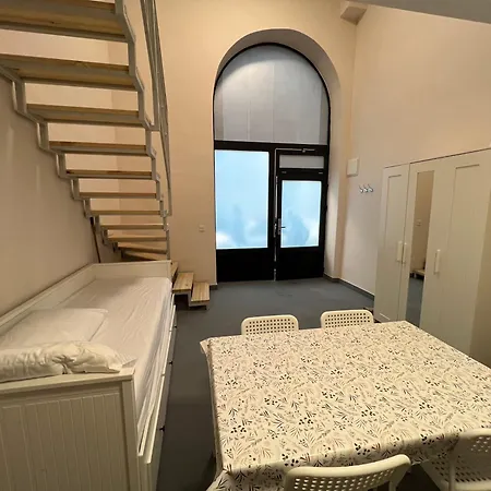 Apartment Iza-szondi Homes