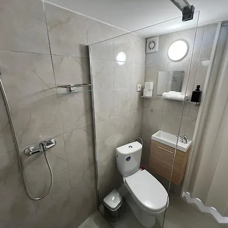 Iza-szondi Homes * Budapest
