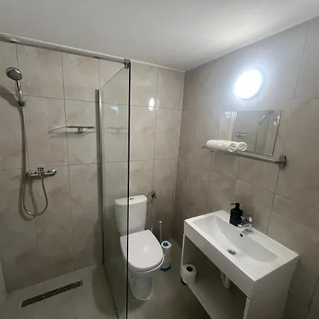 Iza-szondi Homes Budapest