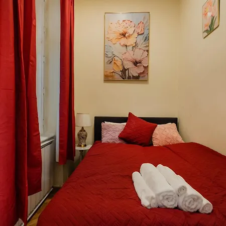 The Pearl With The Danube And Gellert Hill View Apartment