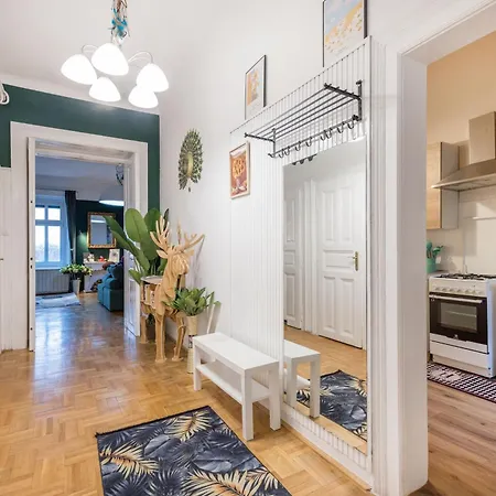 The Pearl With The Danube And Gellert Hill View Apartment Budapest