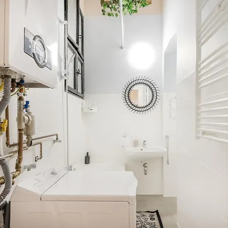 The Pearl With The Danube And Gellert Hill View Apartment Budapest