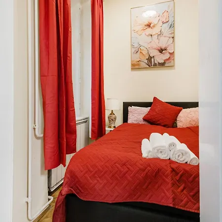 The Pearl With The Danube And Gellert Hill View Apartment Budapest