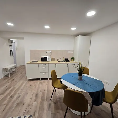 Apartment Rakoczi Retreat - In The Heart Of